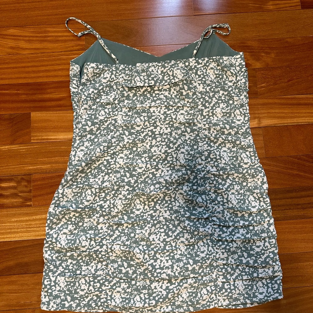 Abercrombie & Fitch Green Floral Dress - Picture 4 of 4